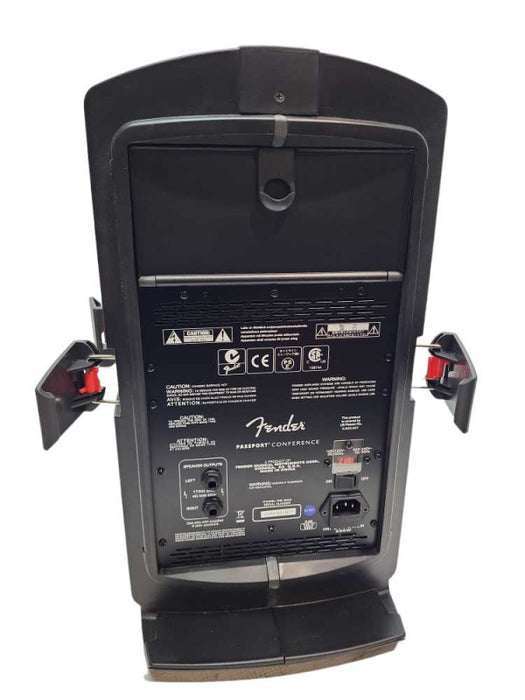 Fender Passport Conference  PA system PR844 with Stands &
