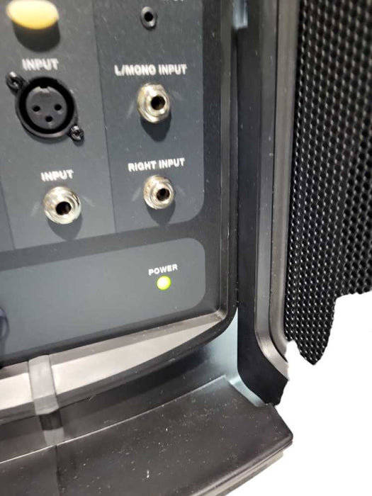 Fender Passport Conference  PA system PR844 with Stands &