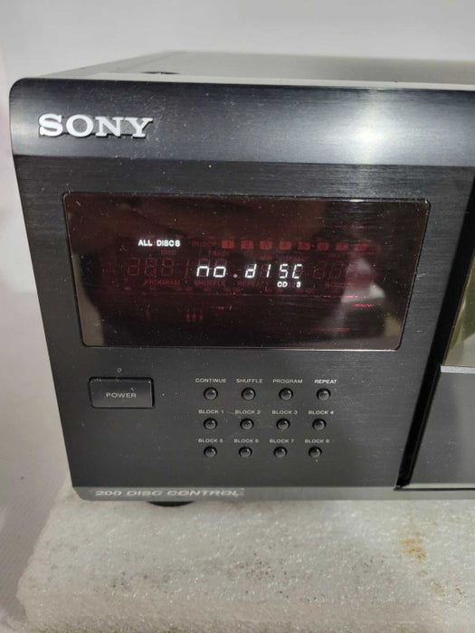 Sony CDP-CX200 Mega Storage 200 Disc CD Player Jukebox !