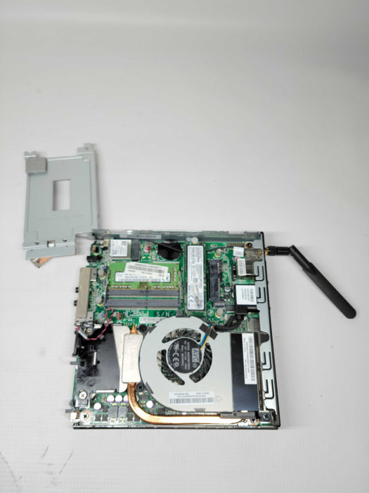 Lenovo ThinkCentre m715q - AMD Ryzen 5 PRO 2200GE | 8GB RAM | 256GB M.2 + PWR
