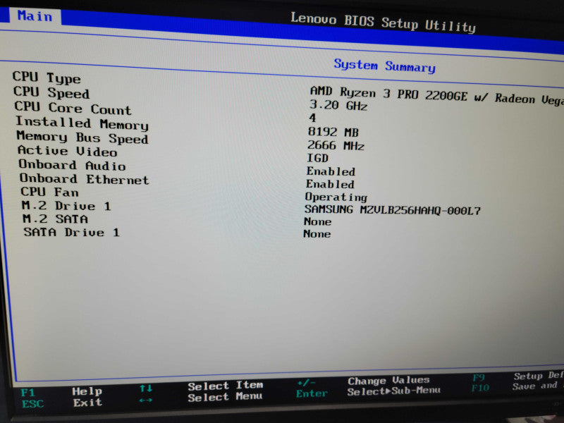 Lenovo ThinkCentre m715q - AMD Ryzen 5 PRO 2200GE | 8GB RAM | 256GB M.2 + PWR