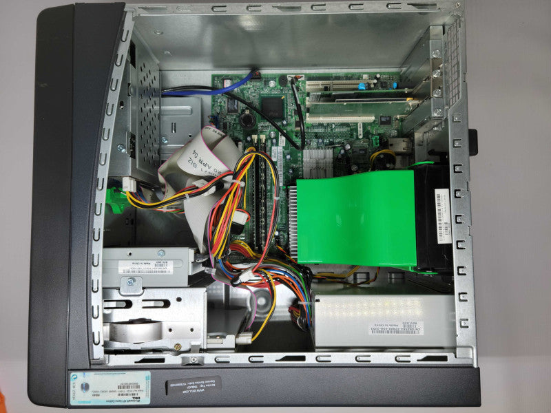 Dell Dimension 2400 - Celeron 2.4Ghz | 1.28GB RAM | 40GB HDD + Wireless Adptr