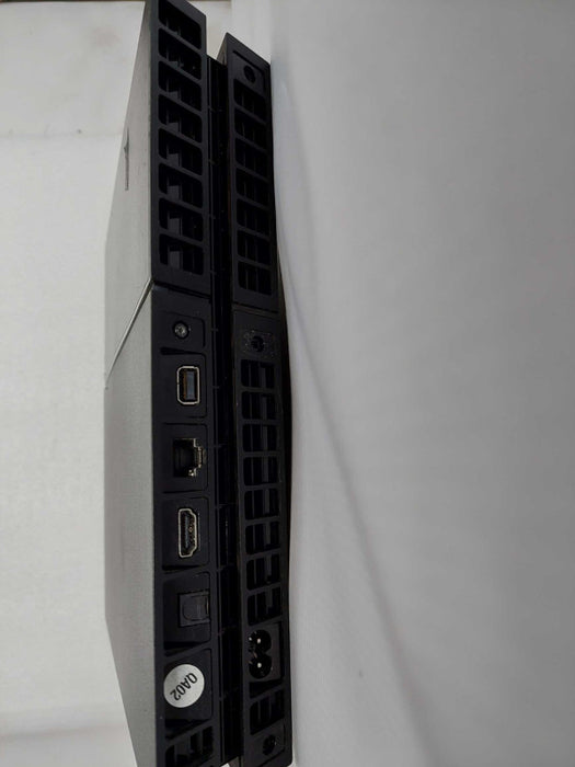 Sony Playstation 4 Model: CUH-1115A