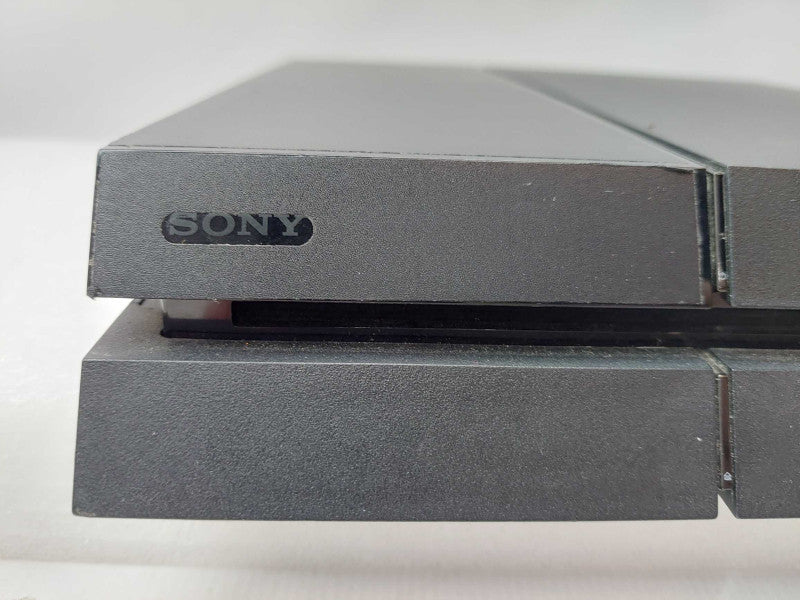 Sony Playstation 4 Model: CUH-1115A