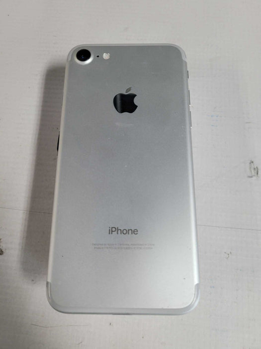 Apple iPhone 7 32GB (A1778) - READ