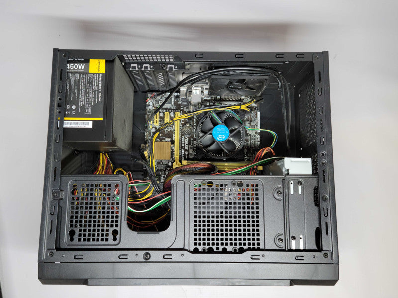 Intel Pentium G3220 @ 3.0Ghz  | 4GB RAM | NO HDD