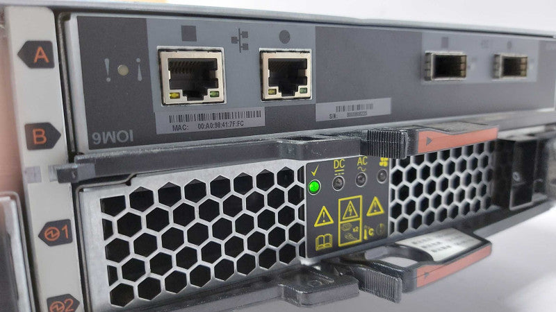 NetApp DS2246 NAJ-1001 Storage array - 1x controller IOM6 - 2x psu - READ #