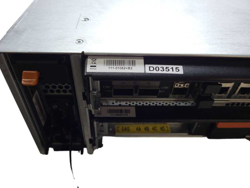 NetApp Storage ARR CONTR Naf-0901 Fas3240 w/ 1x 111-01062+B2 1x 111-00647+C0 $