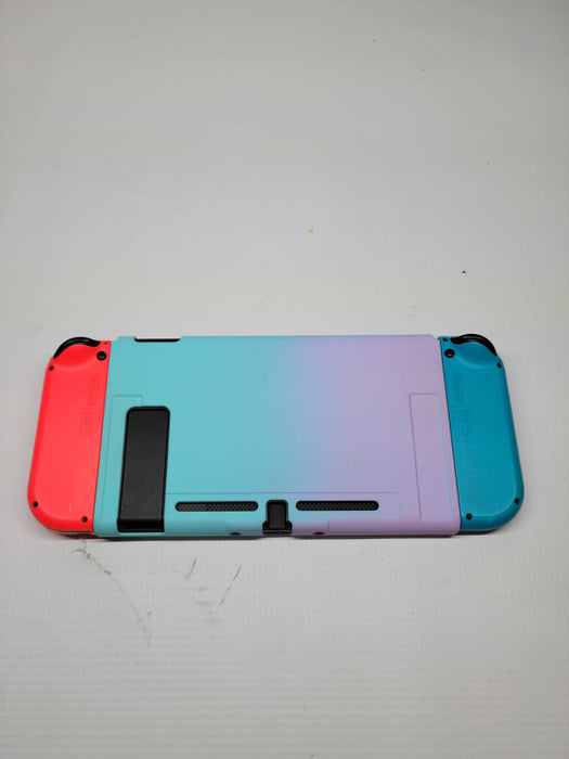 Nintendo Switch Hac-001 Console + Controllers and case  (READ)