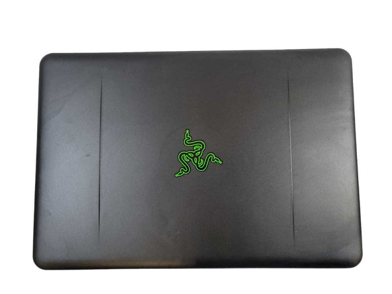 Razer Blade RZ09-0195, i7-6700HQ, 16GB DDR4, GeForce GTX 1060, 512GB m.2 *RE