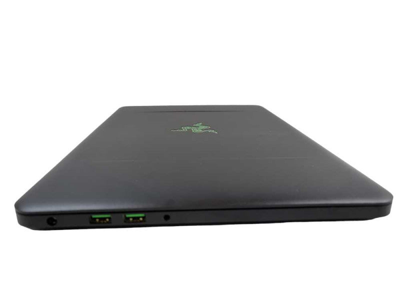 Razer Blade RZ09-0195, i7-6700HQ, 16GB DDR4, GeForce GTX 1060, 512GB m.2 *RE