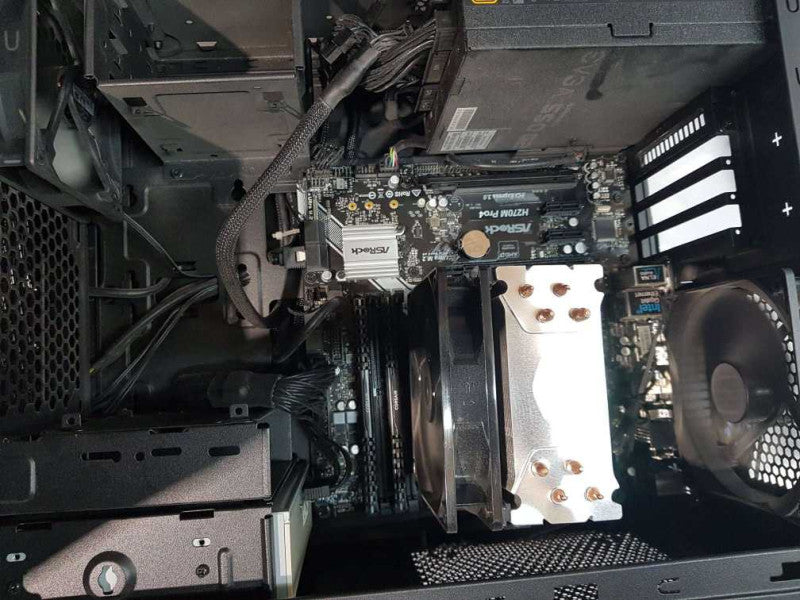 Custom PC H270M Pro4 P2.50 Core i7- 7700K CPU @ 4.20GHz 16GB DDR4 Ram(NO HDD)