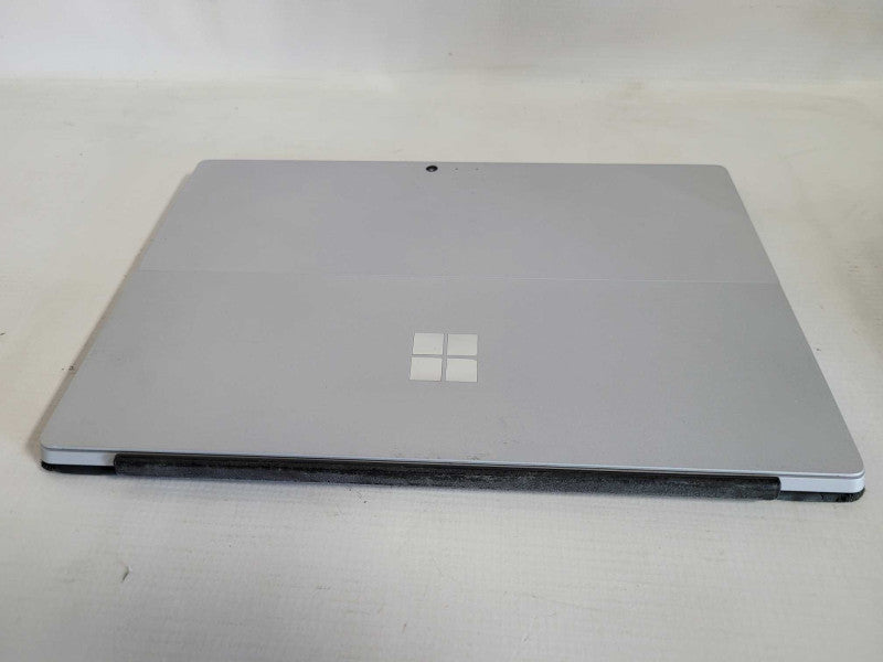 Microsoft Surface Pro 4 - i5-6300U, 8GB RAM, 256GB
