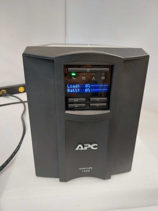APC Smart UPS 1500 Model: SMT1500