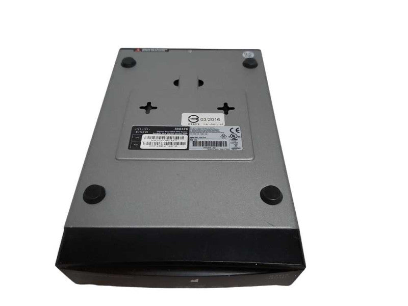 Cisco RV042G small Business Router Gigabit Wan VPN #