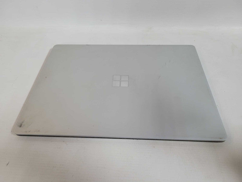Microsoft Surface Laptop - i5-7200U, 8GB RAM, 256GB SSD