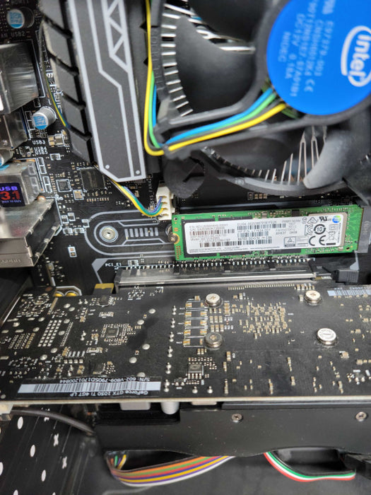 Custom Black Box - Core i7-7700 | 32GB RAM | 256GB NVMe | GTX 1050Ti 4GB