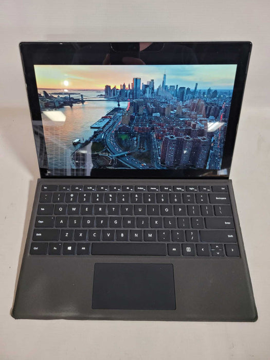 Microsoft Surface Pro 5 - i5-7300U, 8GB RAM, 256GB SSD