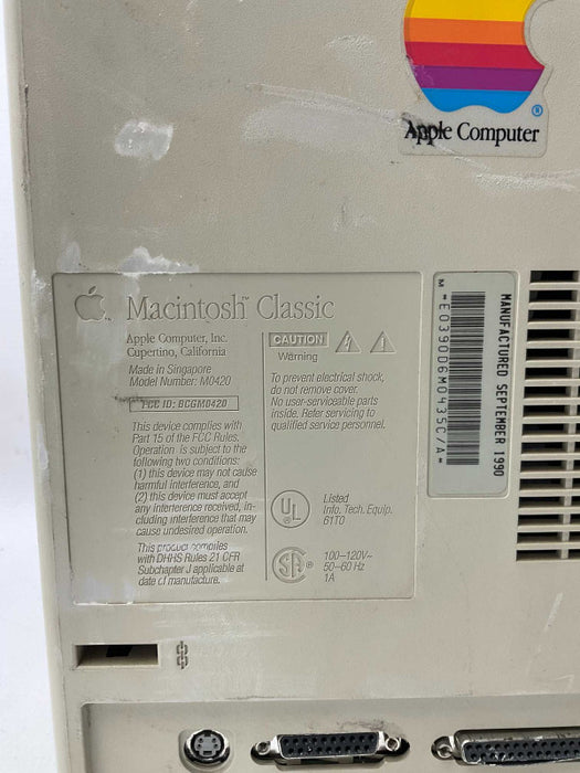 Apple Macintosh Classic Model: MD420 -