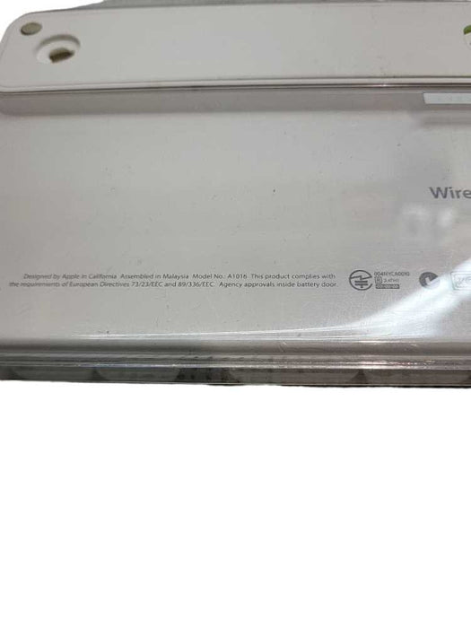 Apple A1016 Wireless Keyboard &