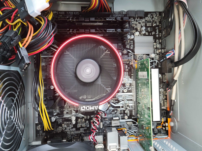 AMD Ryzen 7 1700 (8-Core) | 16GB RAM | 1TB SSD | Display Adapter