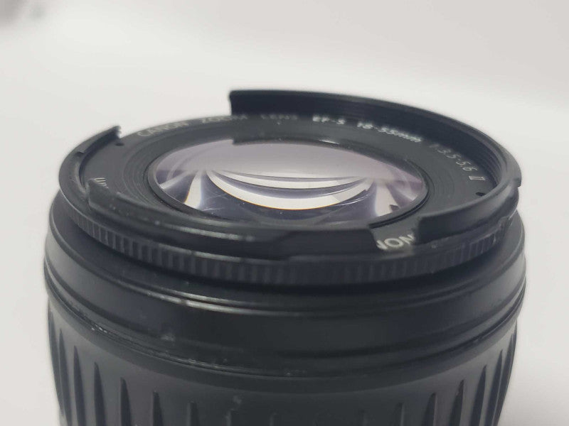 Canon EF-S 18-55mm Lens (READ) |