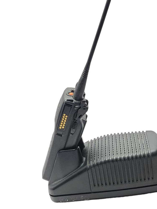 Motorola XTS 2500 H46UCF9PW6BN Digital Radio with Charging Cradle, READ _