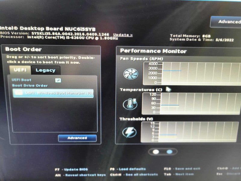 Intel NUC - Core i5-6260U | 8GB RAM | 256GB SSD + PWR ADPTR