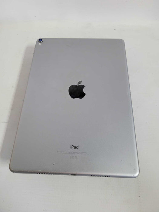 Apple iPad Pro 10.5\\" 2017 (A1701) - READ