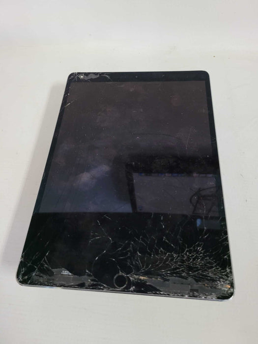 Apple iPad Pro 10.5\\" 2017 (A1701) - READ