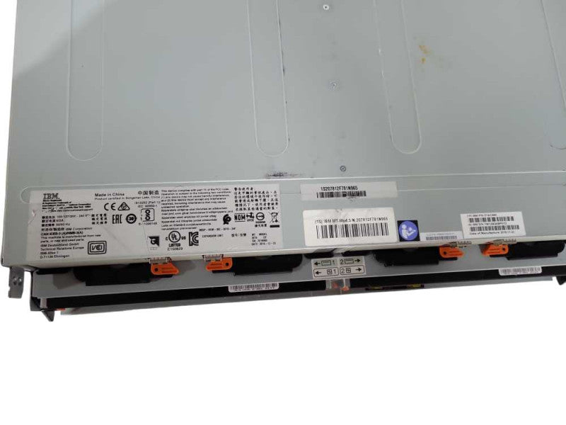 IBM Storwize V5000 Expansion Enclosure  2x 01AC579 Controllers Q!