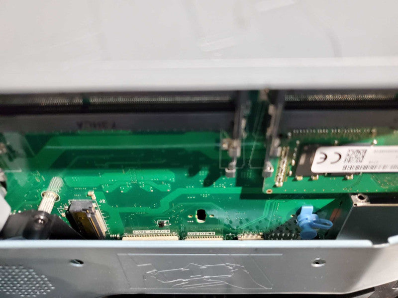 Dell Precision 5720 AIO i5-7600 8GB DDR4 NO HDD *READ @