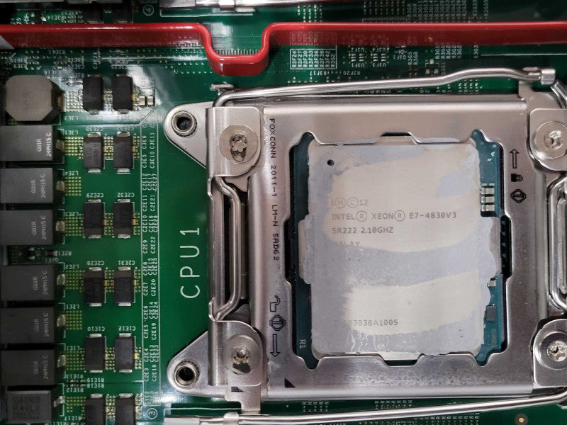Dell PowerEdge R930 Server 4x Xeon E7-4803v3  NO CPU/ RAM/ RAID/ NIC/ HDD/PSU _