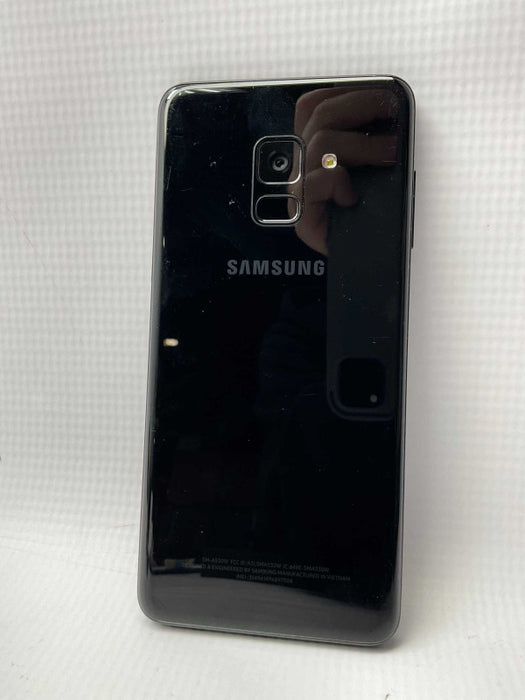Samsung Galaxy S8 2018 SM-A530W 32GB  -