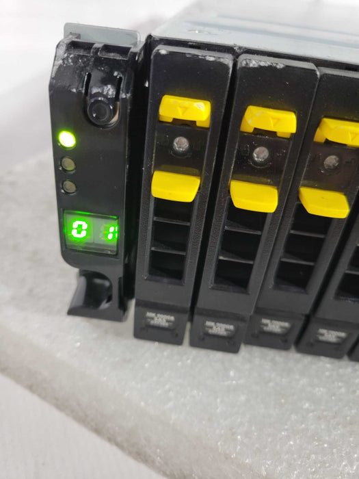HP 3PARA-ST1111 Drive Enclosure 2x Controllers 2x PSU !