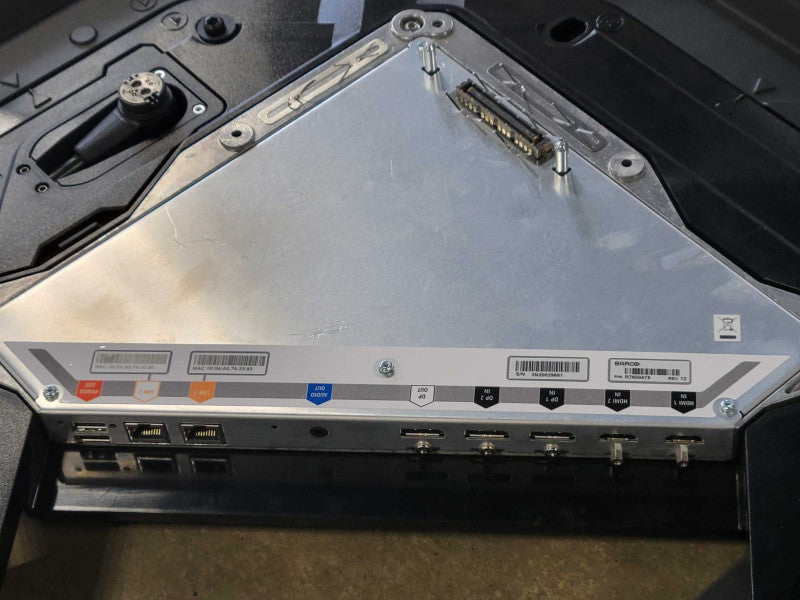Barco Unisee 55\\" 800nits UNI-8002, 55\\" DP1.2 PS MNT w/ Mounting Structur SEE Q_