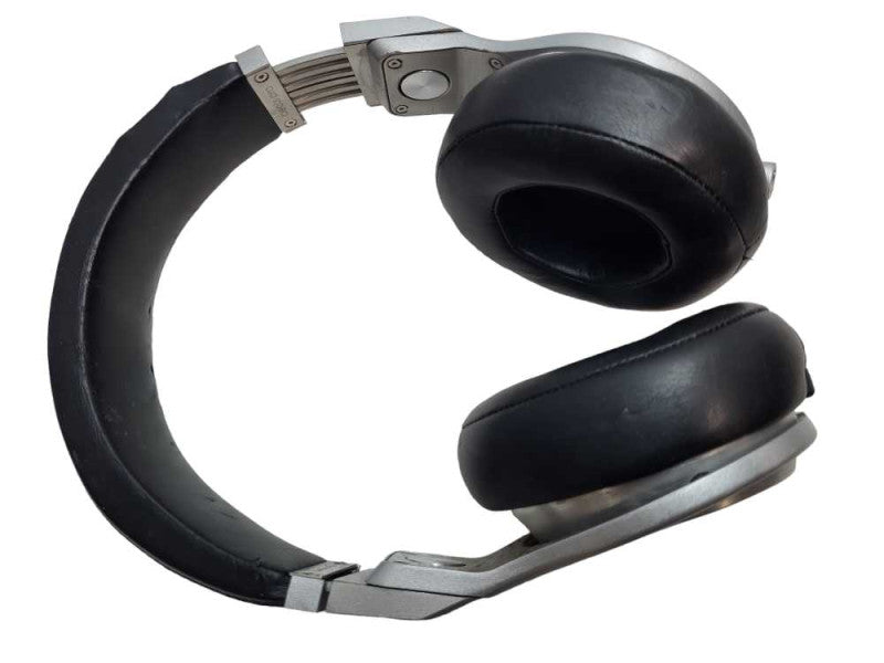 Monster Beats Pro by Dr. Dre  Over the Ear Headphones - Silver/Black &