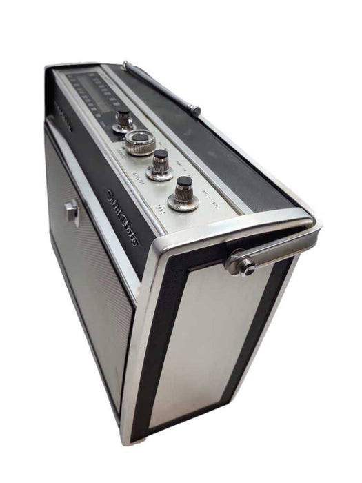 Panasonic FM-AM Solid State Radio Phono SG-610 D  &