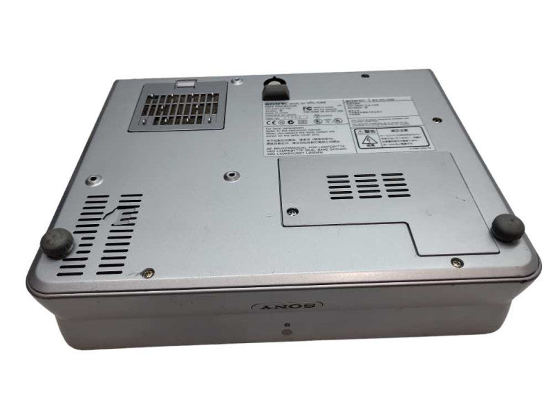 Sony VPL-CS6 DATA PROJECTOR -w/ Power Cable, &