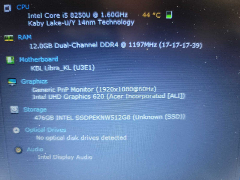 Acer TravelMate P214 i5-8250U, 12GB DDR4, 512GB m.2 *Read Q