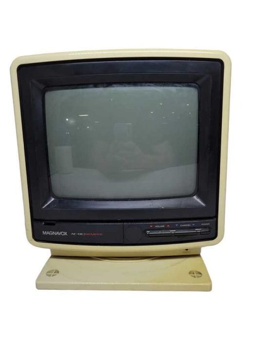 Vintage Gaming CRT - Magnavox Perfect View Swivel AC/DC 9\\" TV (1989) %