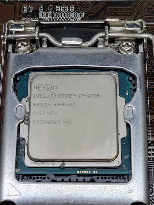 Intel Core i7-4790 | ASUS H87M-E | 8GB RAM Q%