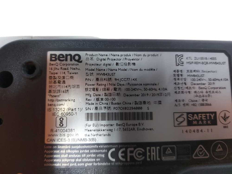 BenQ Digital Projector MW843UST 3000 LUMENS HD HDMI 2347 hours #