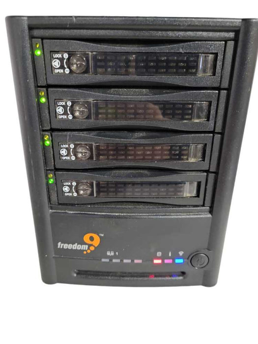 Freedom0 N0042000 Freestor 4020 4-Bay NAS with 4x HDD Trays, READ !