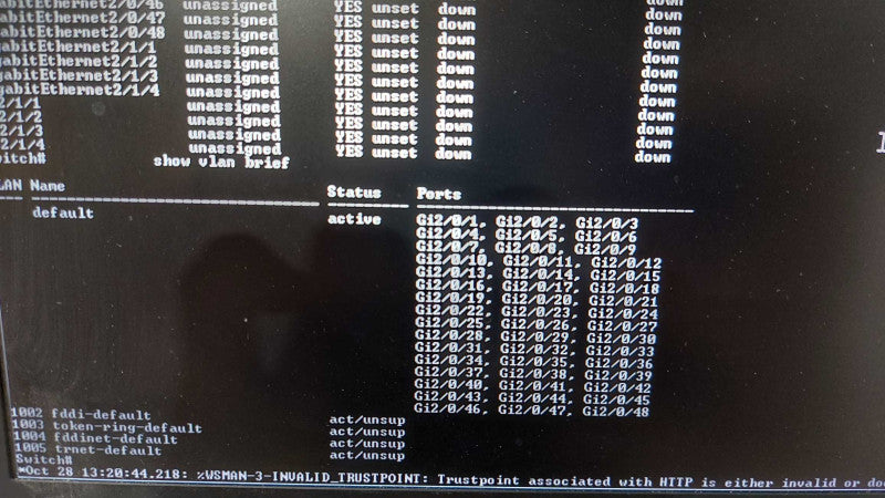 Cisco WS-C3850-48F-S V06 48x port gigabit PoE+ Switch - factory reset #