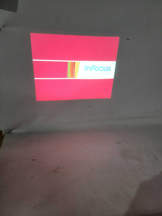 Infocus IN24 DLP Projector 800x600 1700 Lumens !