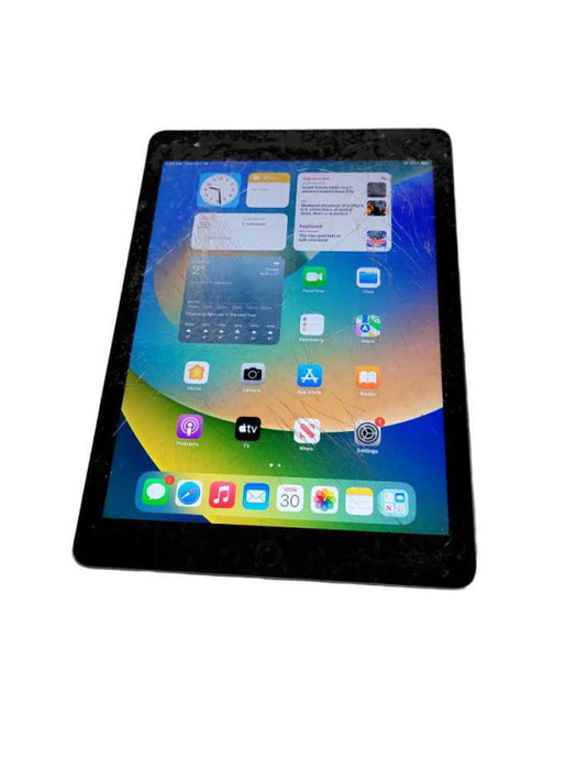 Apple iPad 5th Gen 32GB (A1822) - READ {