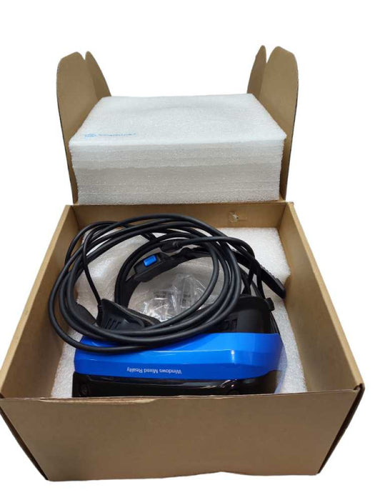 Acer Windows Mixed Reality with controllers Development Edition &