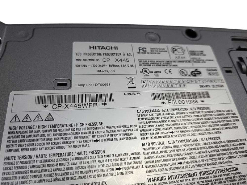 Hitachi CP-X445 3LCD Projector &
