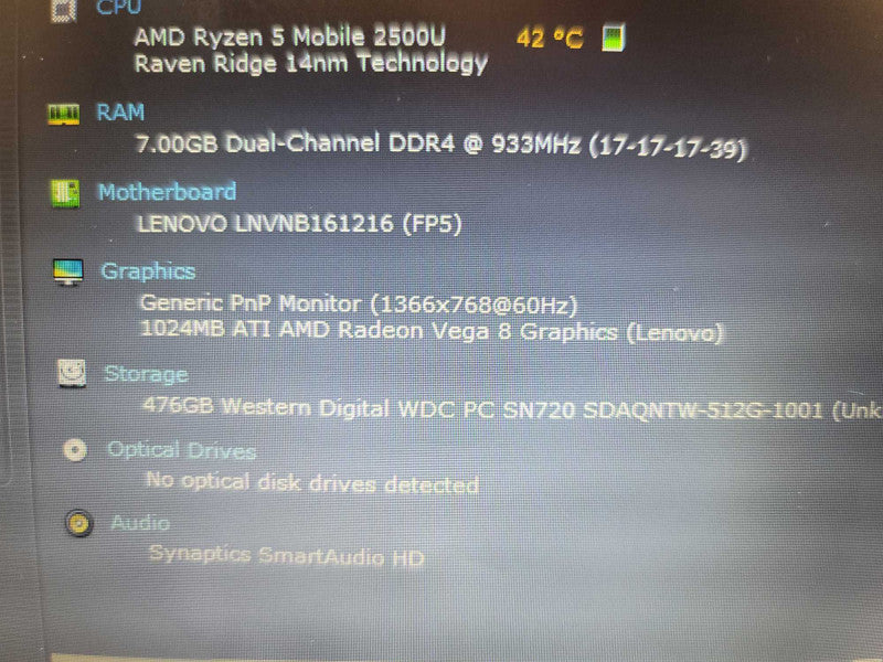 Lenovo V330-14ARR AMD Ryzen 5, 8GB DDR4, 1GB ATI AMD Radeon Vega 8, 512GB m.2